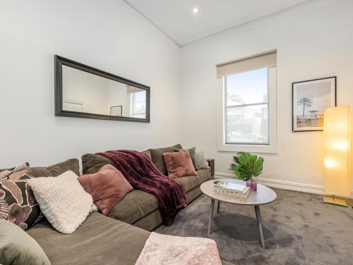 Villa Walk To The Mcg & Aami Park - Free Late Checkout - Great Location & Backyard Melbourne Esterno foto